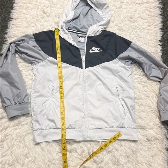 Nike Windrunner Jacket - Picture 5 of 9